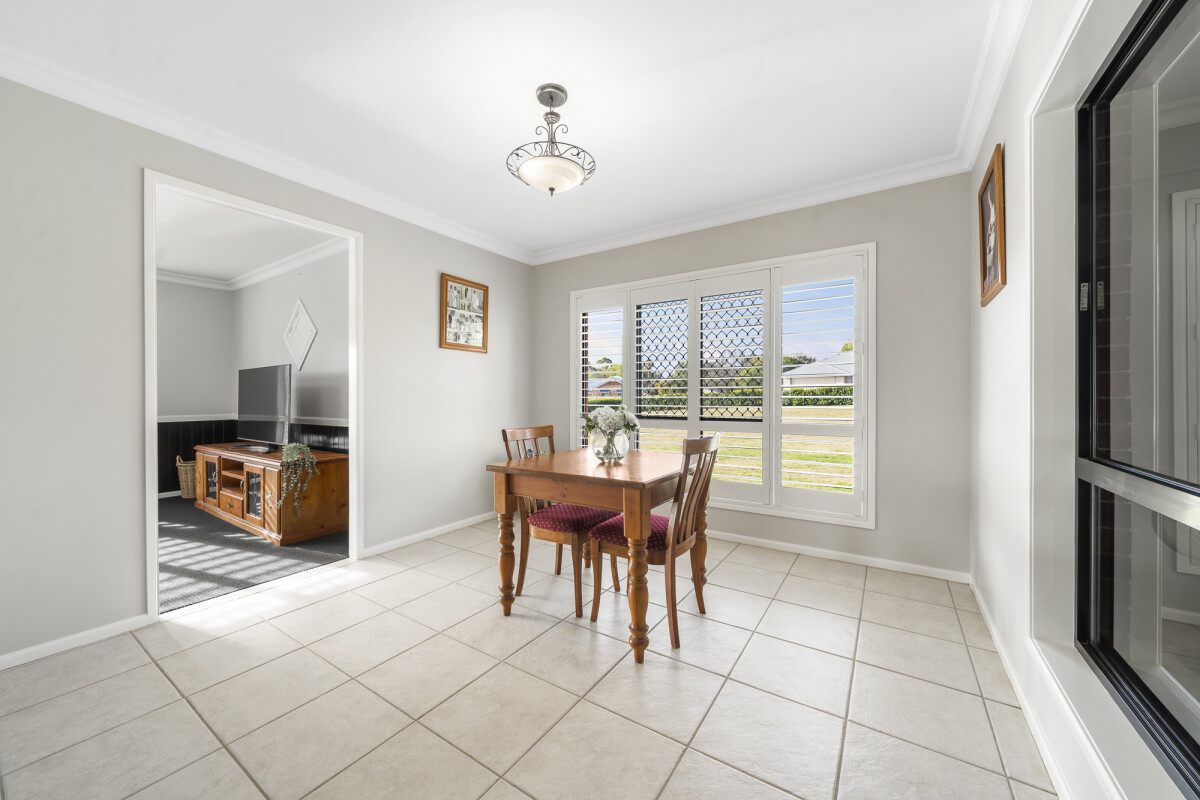 15 Fairview Crescent Highfields Queensland House for Sale RE/MAX