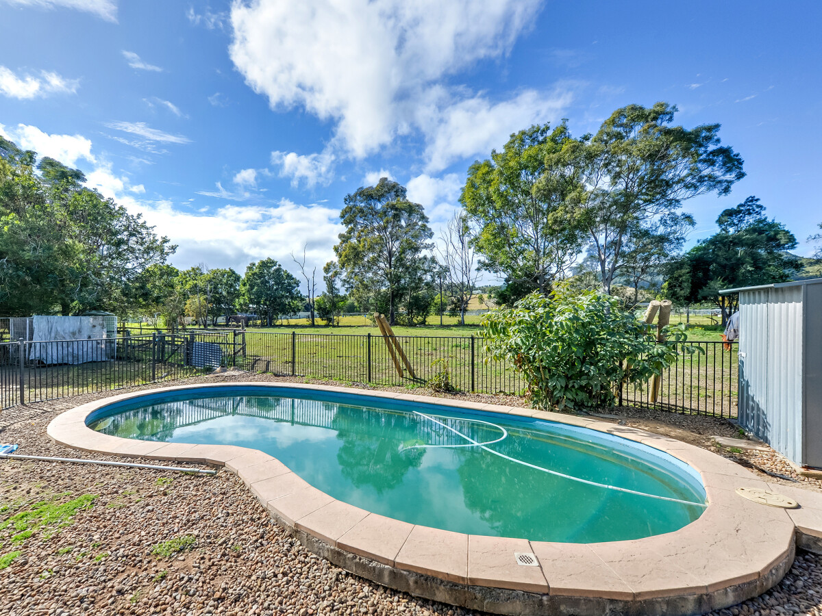 68 Lukritzs Road Tarampa Queensland House for Sale RE/MAX Australia