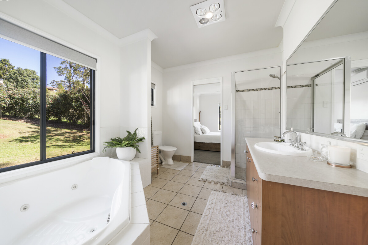 9 Parkway Drive Highfields Queensland House for Sale RE/MAX Australia