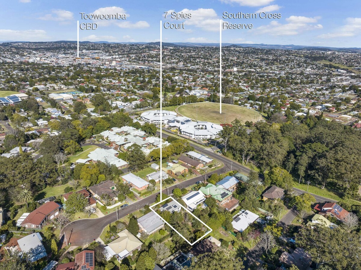 7 Spies Court Mount Lofty Queensland House for Sale RE/MAX Australia