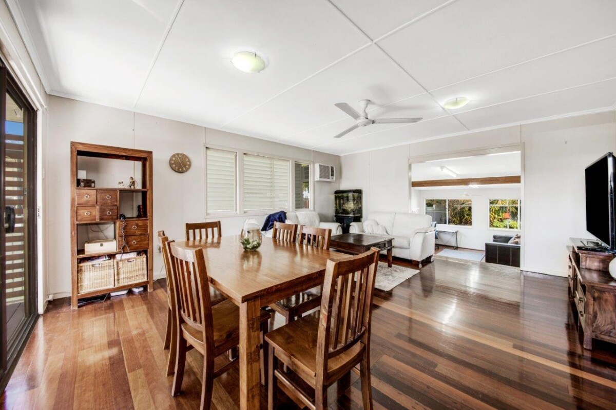 21 Paterson Street West Gladstone Queensland House for Sale RE/MAX