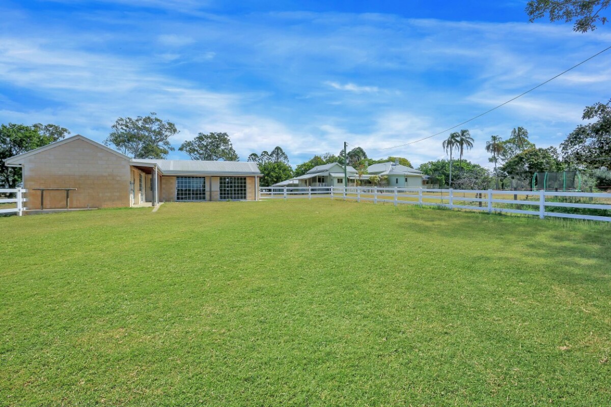 19 James Henderson Way Gooburrum Queensland House for Sale RE/MAX