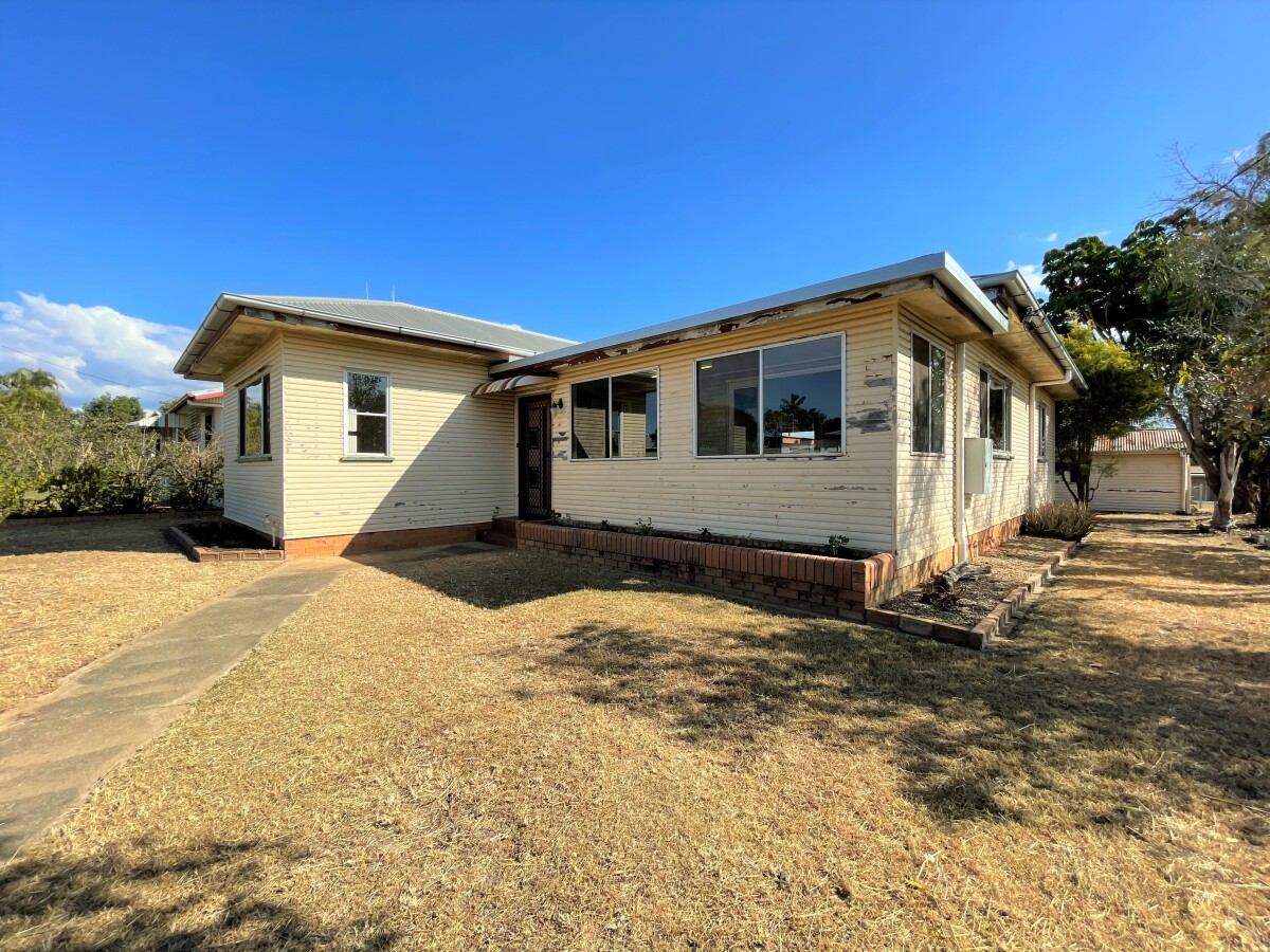 22 McNeilly Street Norville Queensland House for Sale RE/MAX Australia