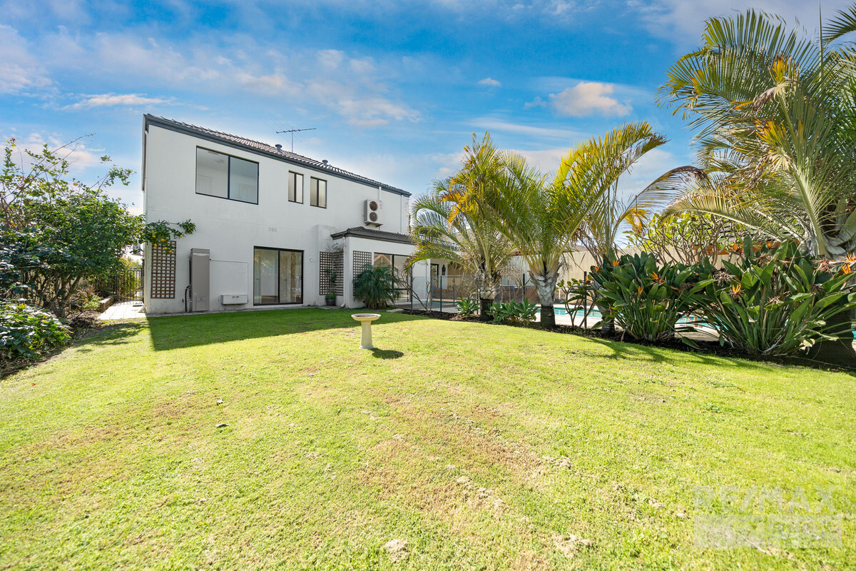 126 Golf Links Drive Carramar Western Australia House for Sale RE/MAX