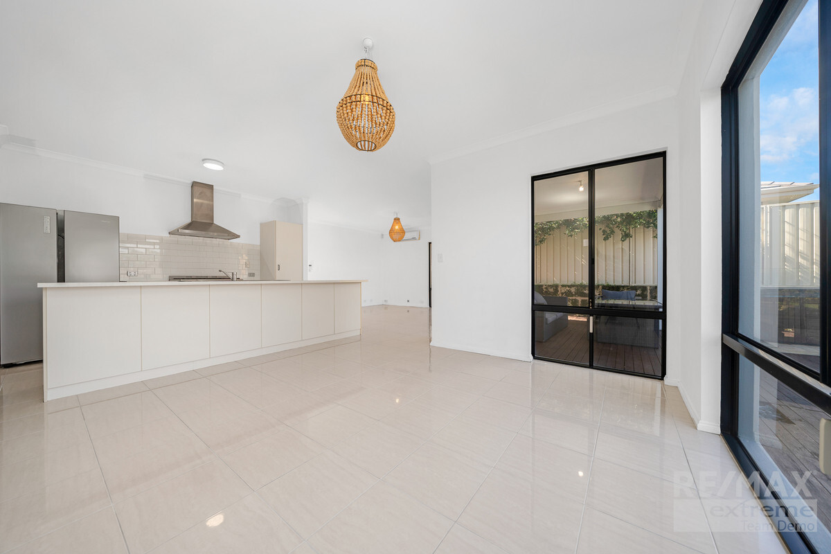 126 Golf Links Drive Carramar Western Australia House for Sale RE/MAX