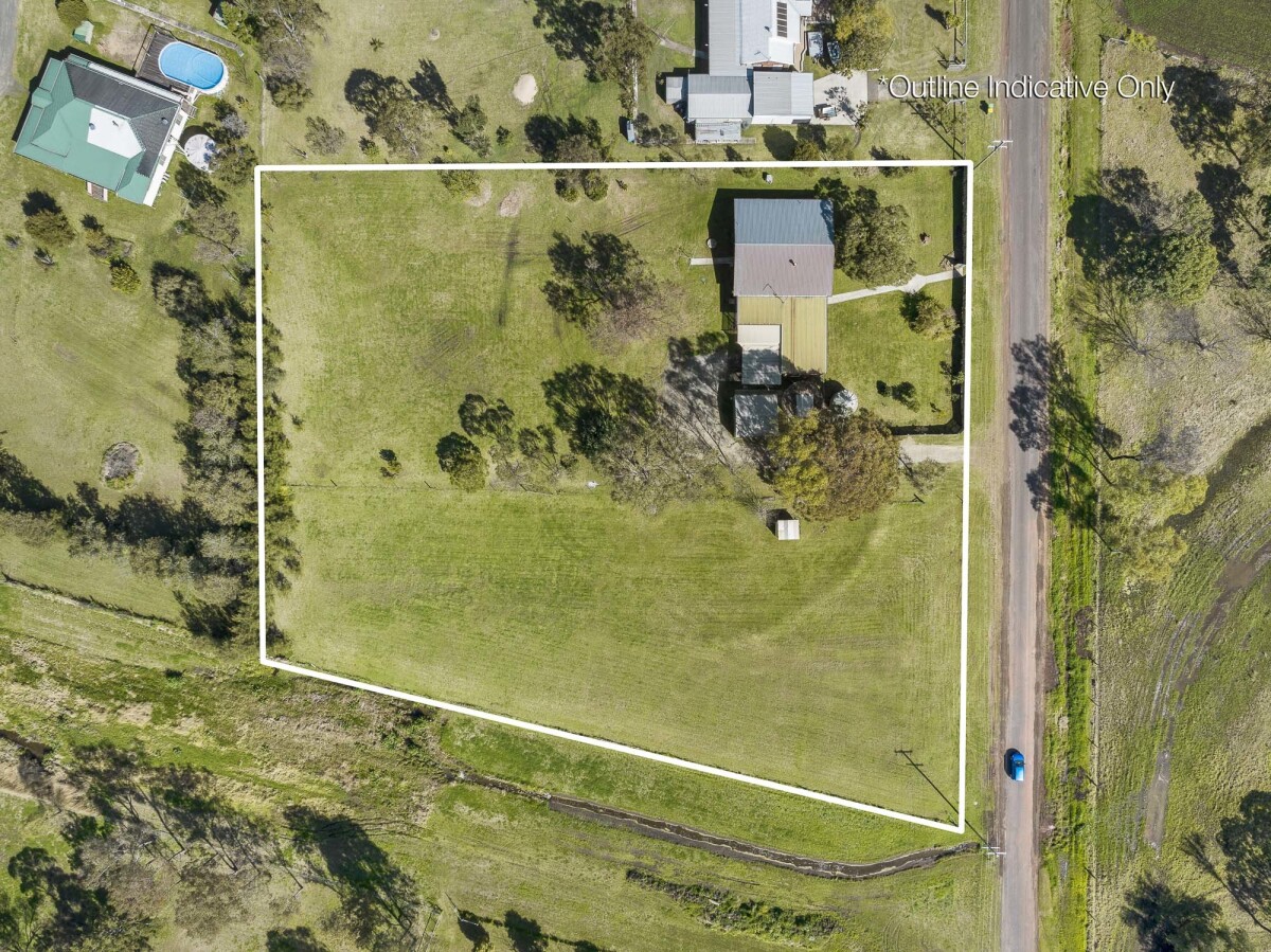 22 Burkes Road Gowrie Junction Queensland AcreageSemirural for Sale