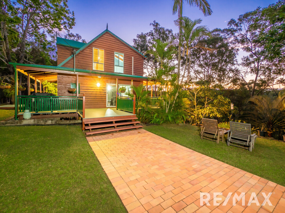 15 Somers Street Cashmere Queensland AcreageSemirural for Sale RE