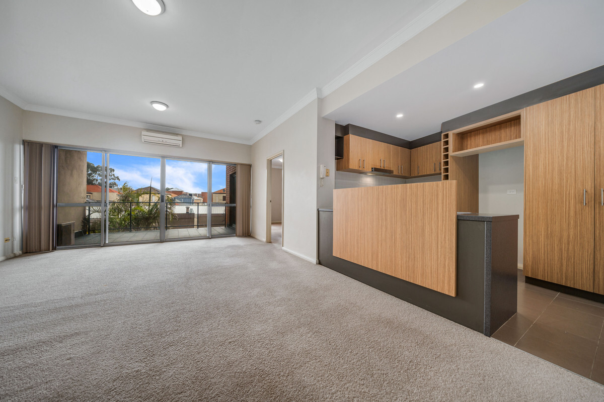 5/56 Grand Boulevard Joondalup Western Australia Apartment for Sale