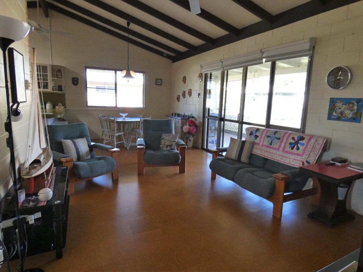 8 Pangola Street Winfield Queensland for Sale RE/MAX Australia