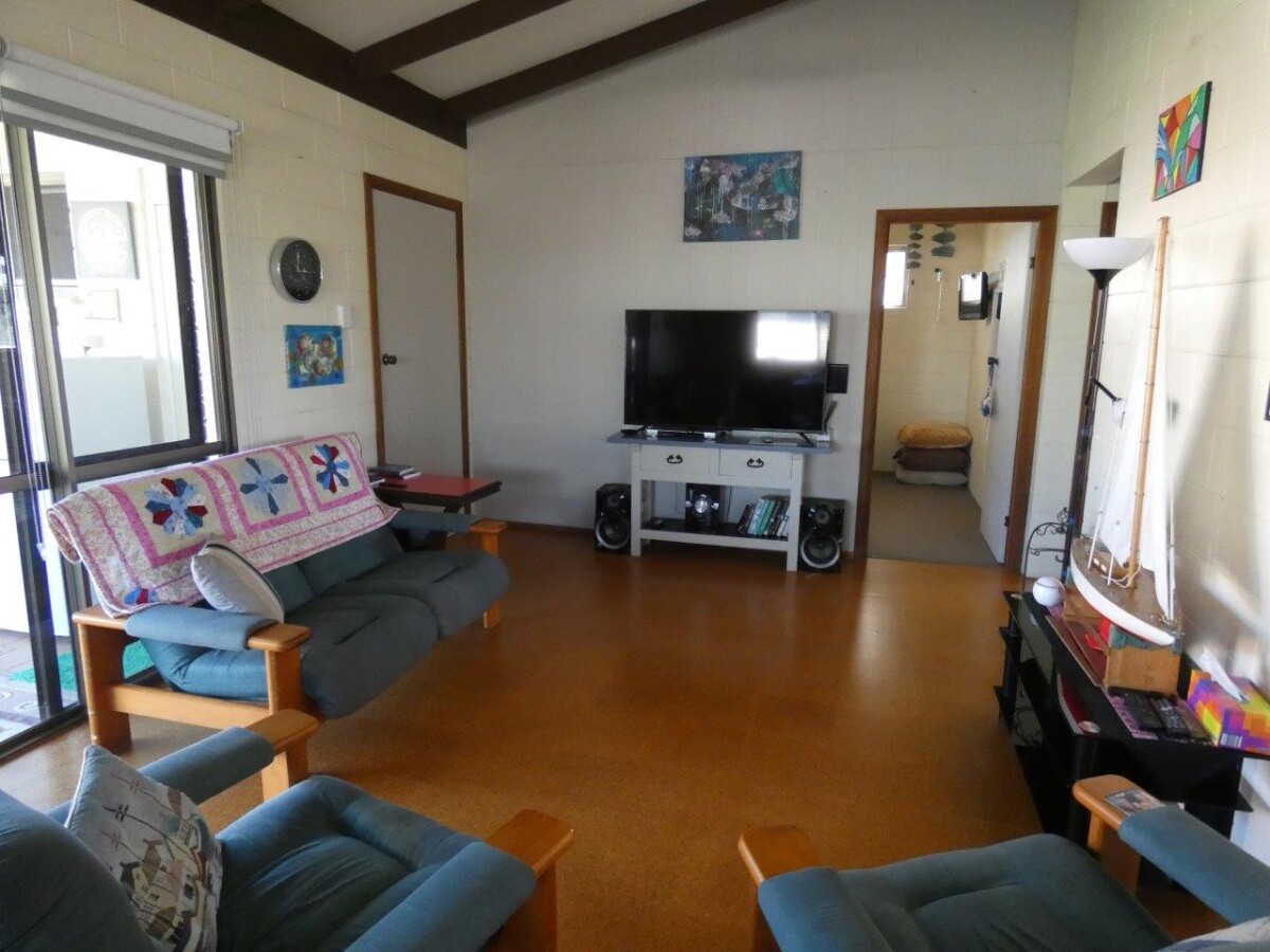 8 Pangola Street Winfield Queensland for Sale RE/MAX Australia