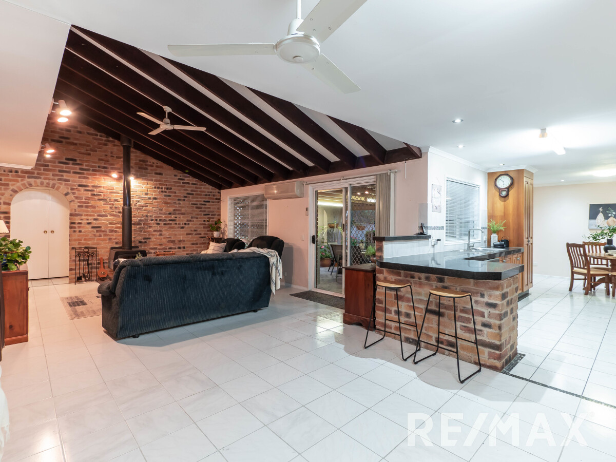 24 Oakmont Crescent Albany Creek Queensland House for Sale RE/MAX