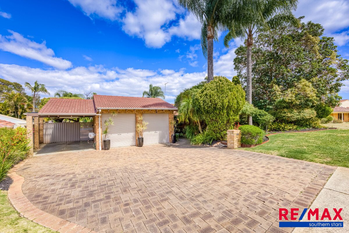 19 Hillock Circle Leeming Western Australia House for Sale RE/MAX Australia