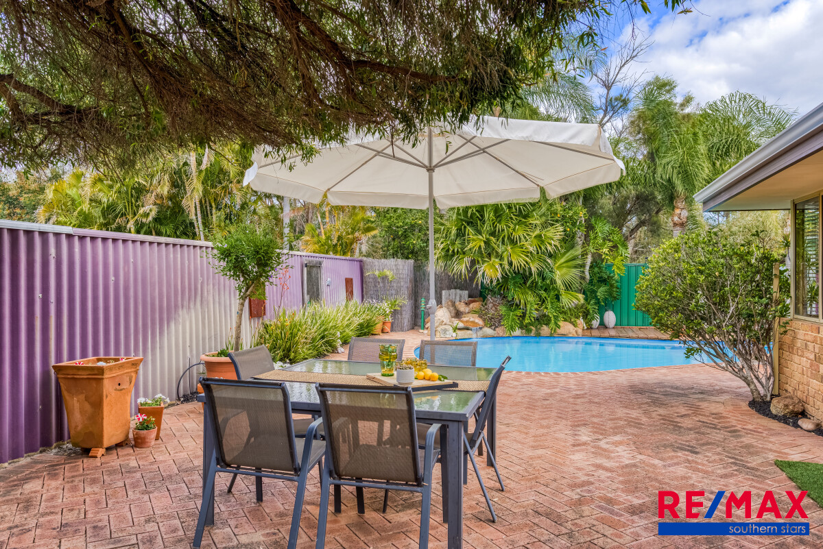 19 Hillock Circle Leeming Western Australia House for Sale RE/MAX Australia