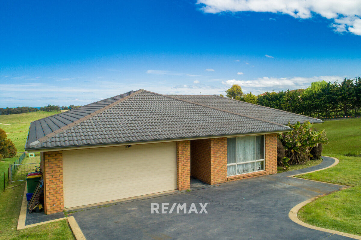 60 Thorpes Lane Lakes Entrance Victoria House for Sale RE/MAX Australia