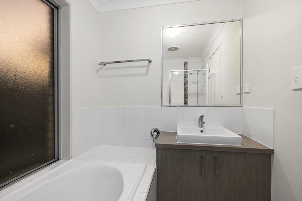 103/58 Euro Boulevard (Royal Palms Estate) Kirwan Queensland House for