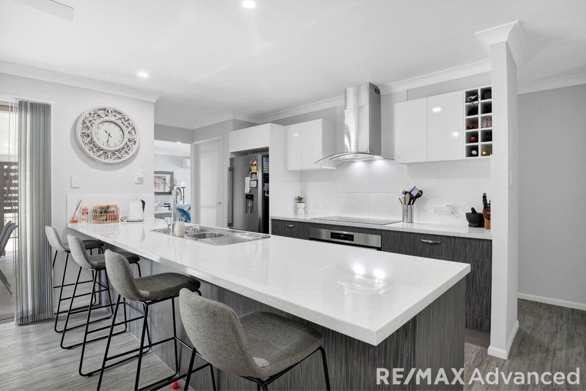 217 Bestmann Road Sandstone Point Queensland House for Sale RE/MAX