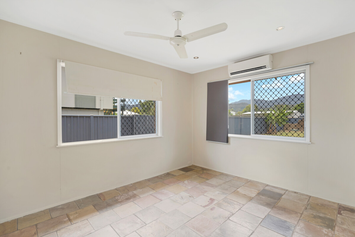 263 Pease Street Edge Hill Queensland House for Sale RE/MAX Australia