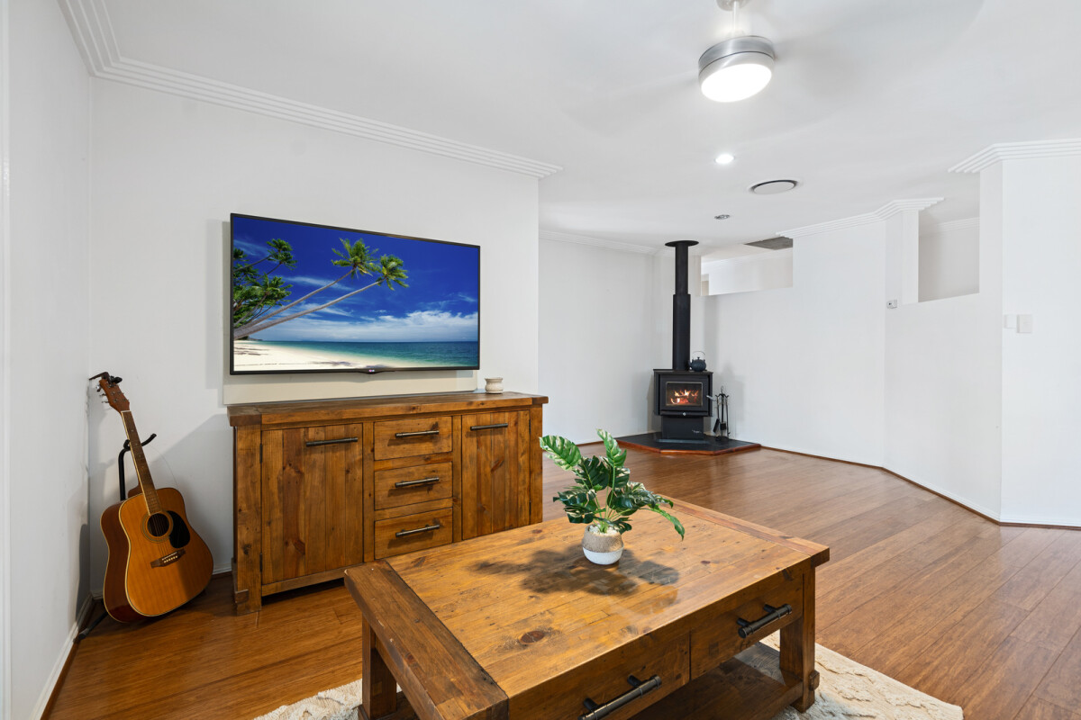 14 Moores Road Redland Bay Queensland House for Sale RE/MAX Australia