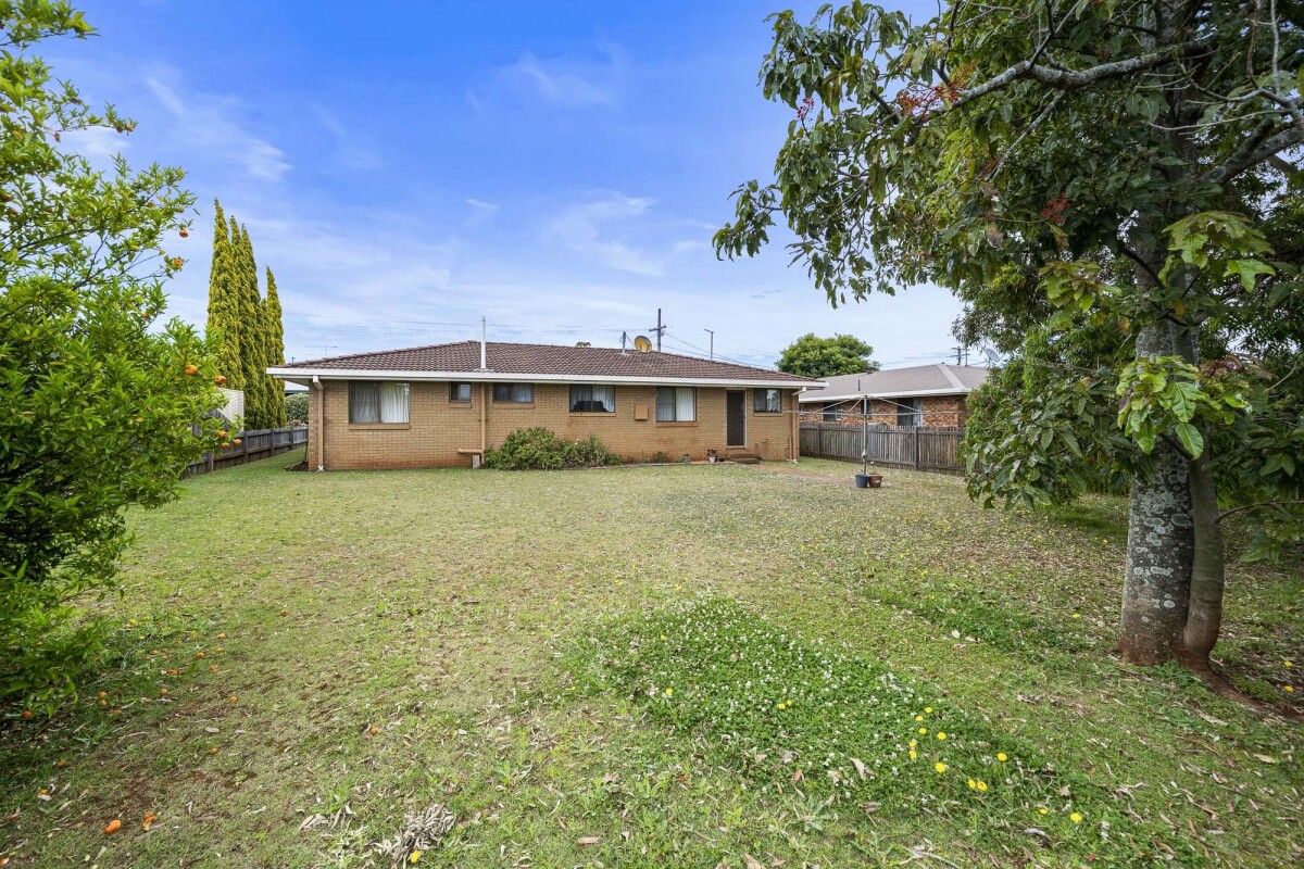 7 Cabarita Crescent Glenvale Queensland House for Sale RE/MAX Australia