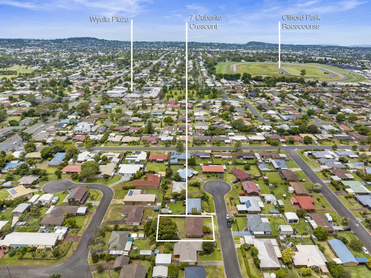 7 Cabarita Crescent Glenvale Queensland House for Sale RE/MAX Australia