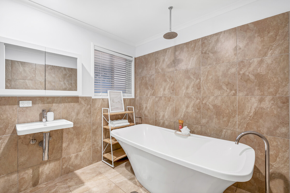 25 Heath Lane Kureelpa Queensland House for Sale RE/MAX Australia