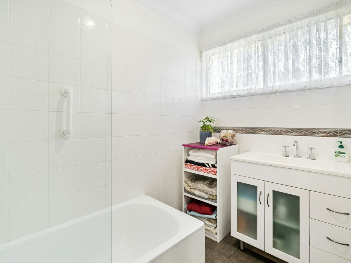 17 Stonehaven Place Highland Park Queensland House for Sale RE/MAX