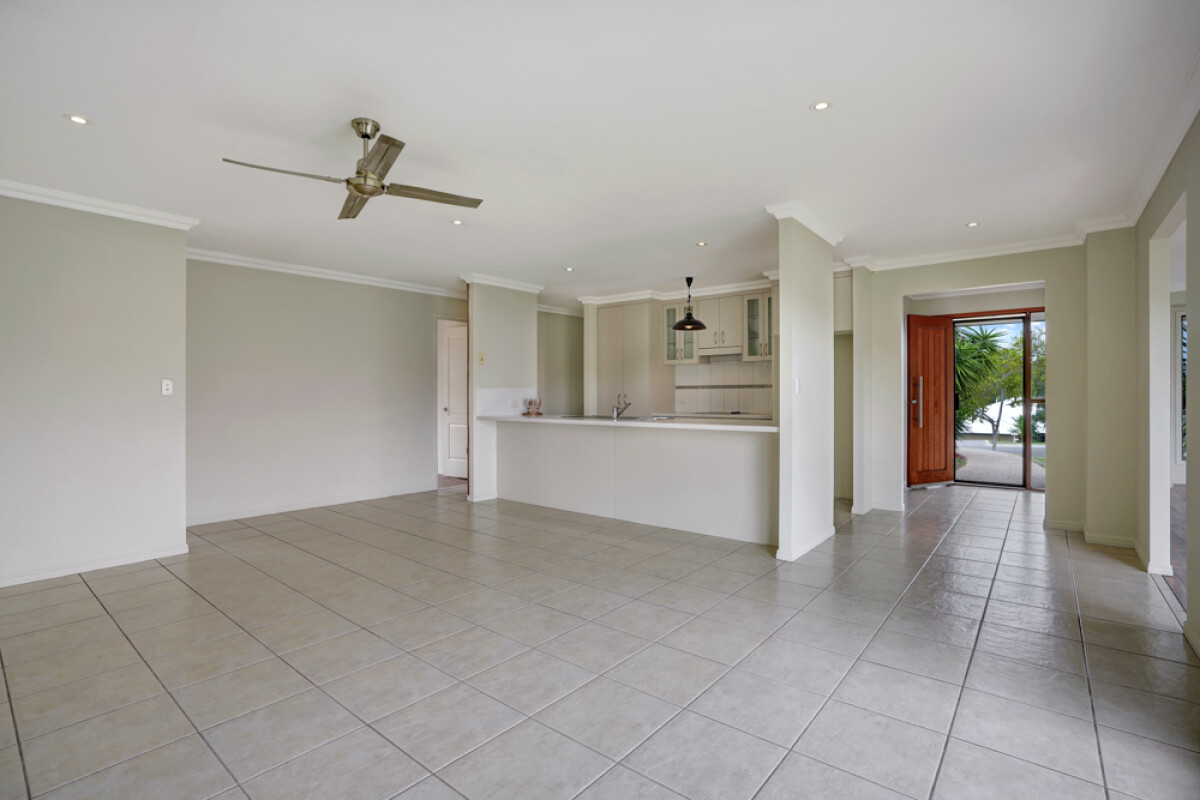 28 Rise West Gladstone Queensland House for Sale RE/MAX Australia
