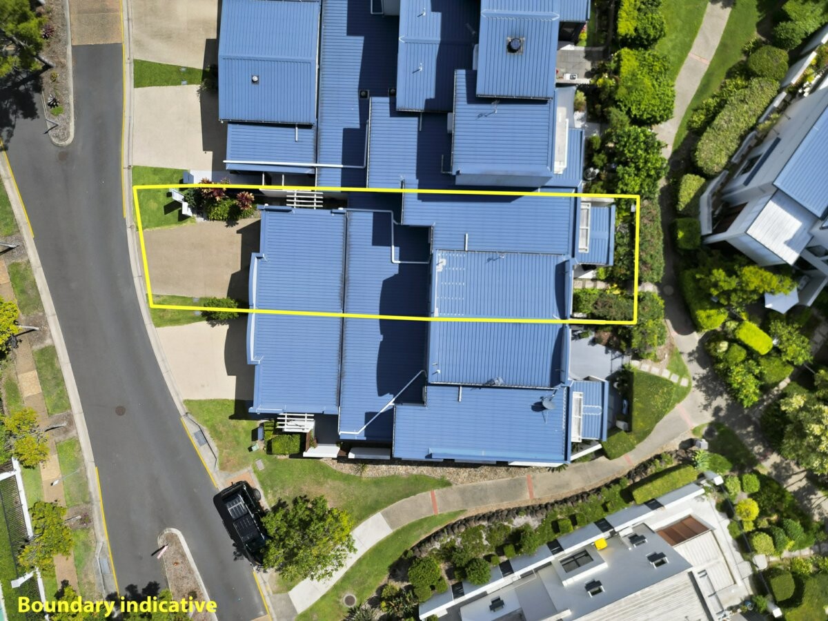 87 Riverwalk Avenue Robina Queensland House for Sale RE/MAX Australia