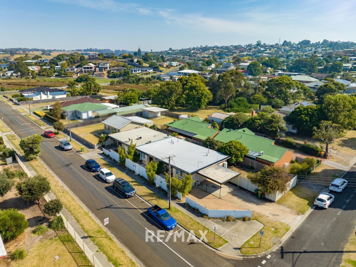 2/63 Myer Street Lakes Entrance Victoria Apartment for Sale RE/MAX