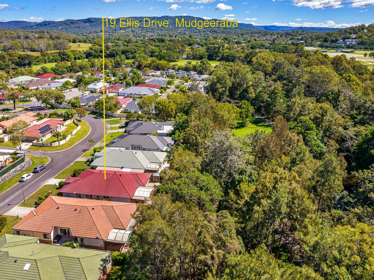 19 Ellis Drive Mudgeeraba Queensland House for Sale RE/MAX Australia