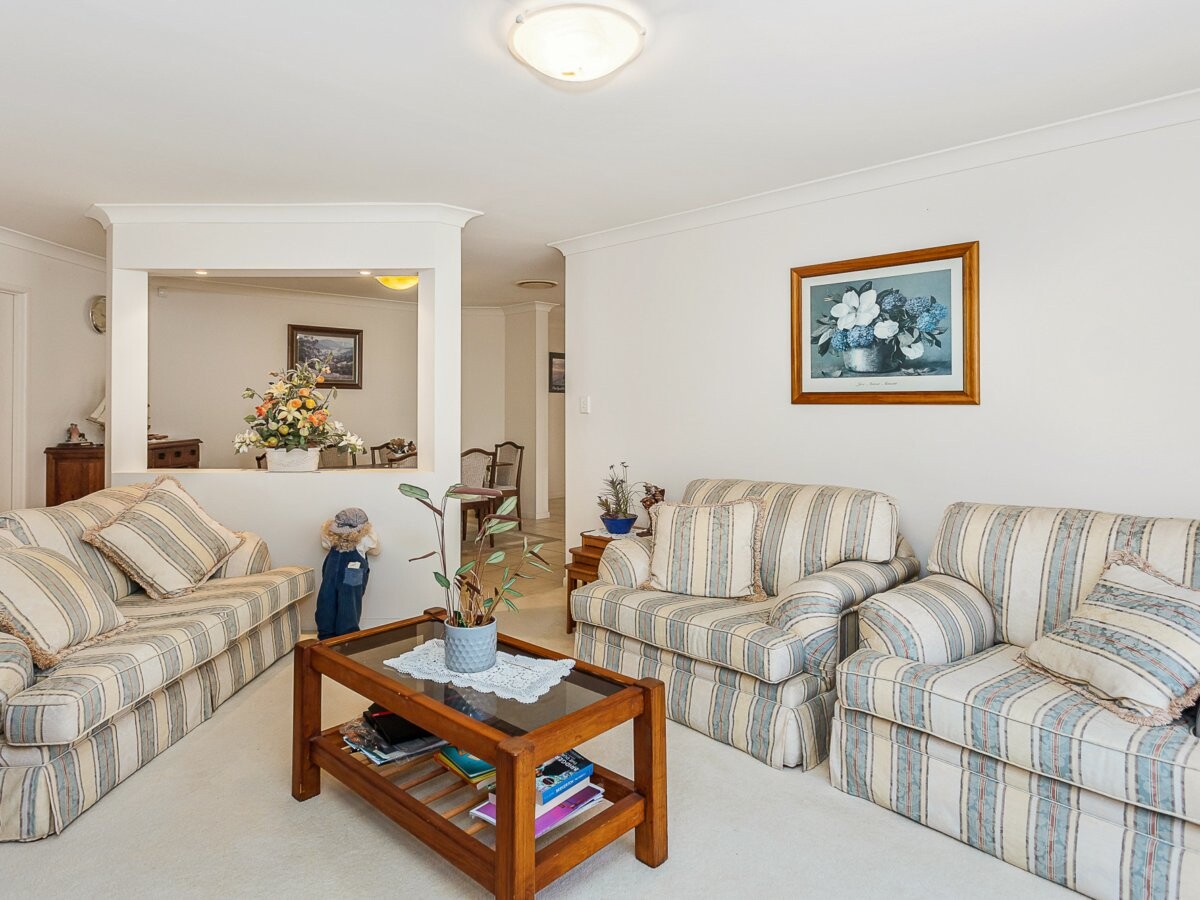 19 Ellis Drive Mudgeeraba Queensland House for Sale RE/MAX Australia