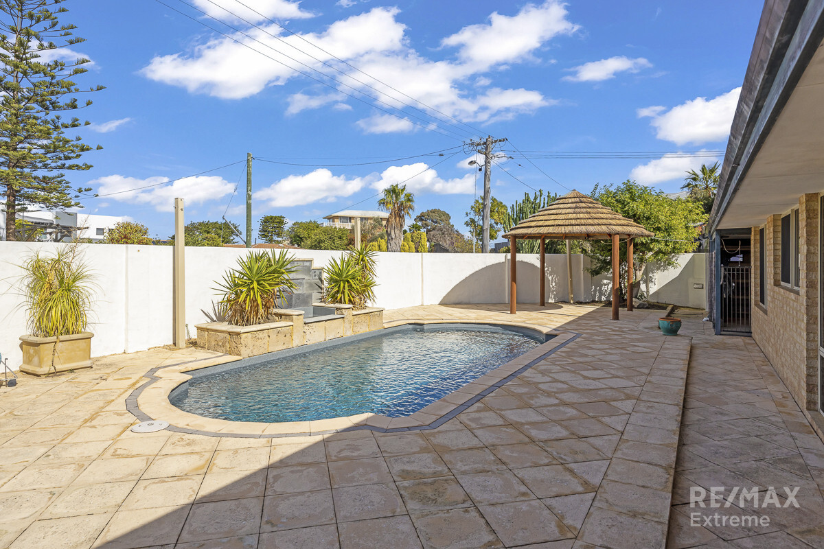 7 Cox Crescent Quinns Rocks Western Australia House for Sale RE/MAX