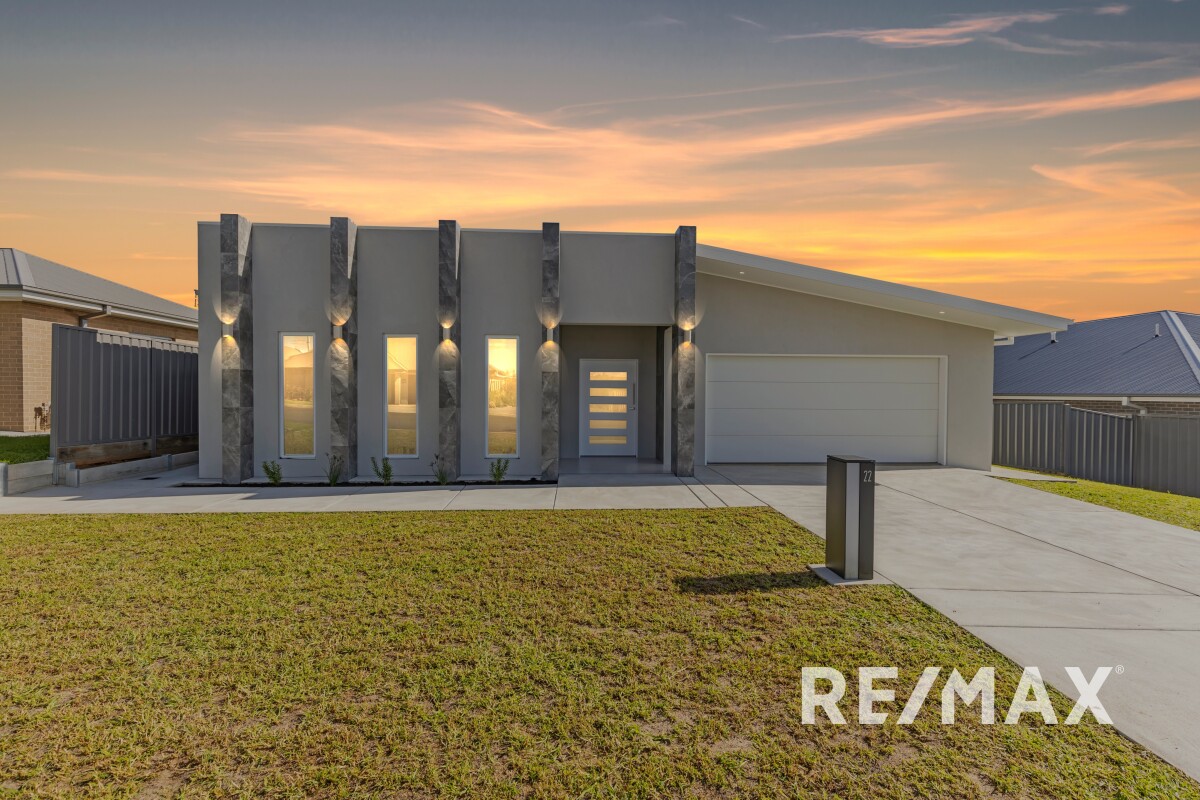 22 Hayes Crescent Junee New South Wales House for Sale RE/MAX Australia