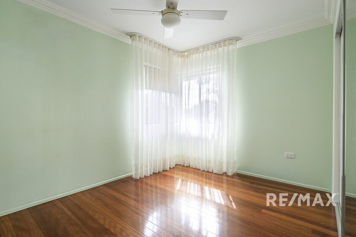 23 Arura Street Mansfield Queensland House for Sale RE/MAX Australia